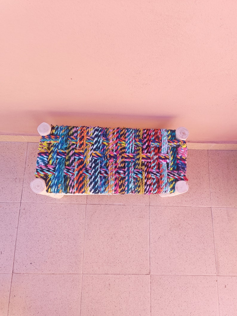 Banc marocain fait main en bois : assise tressée, déco AZRIVA
