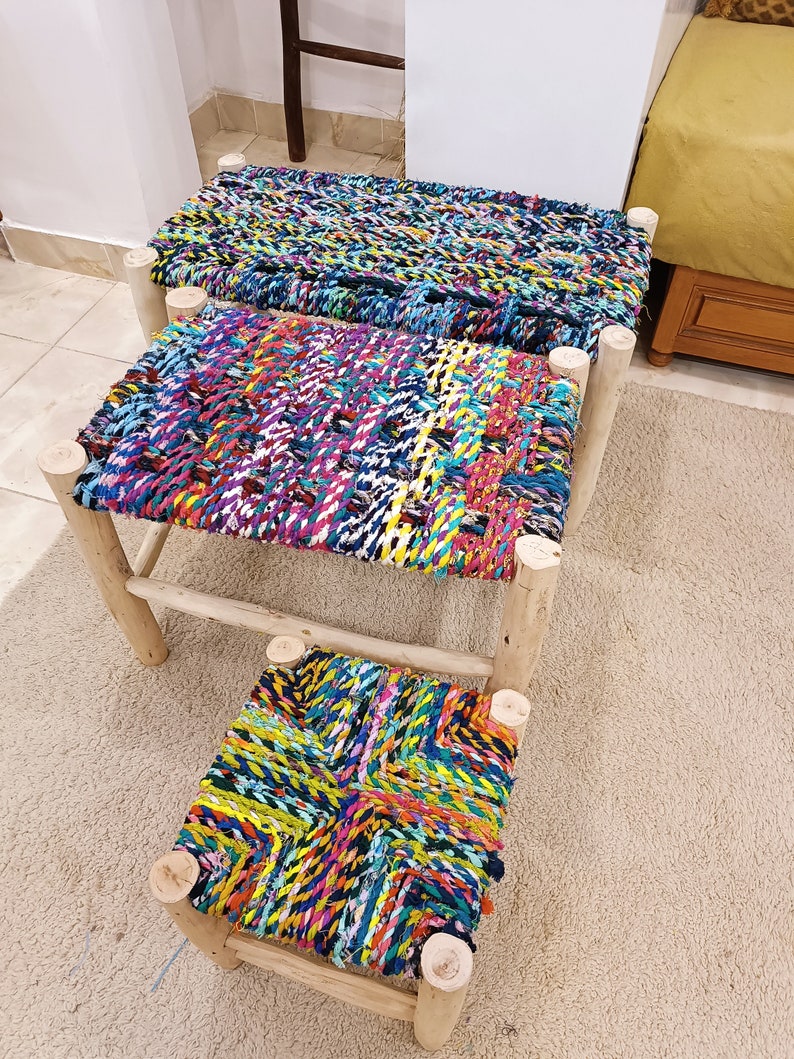 Banc en bois marocain fait main : corde multicolore tressée AZRIVA