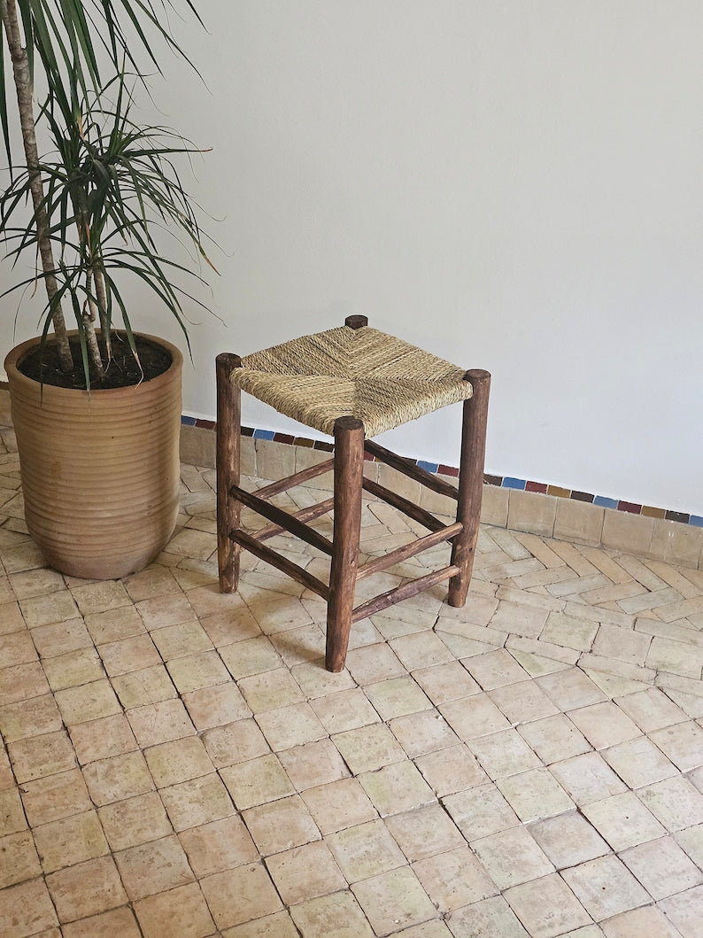 Handcrafted Moroccan Laurel Wood Chair with Palm Leaf & Boucherouite Weave AZRIVA
