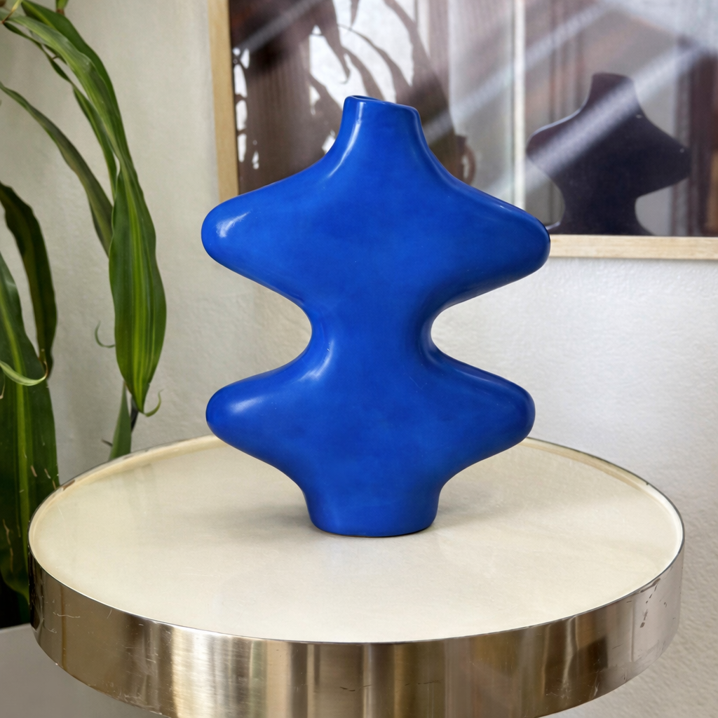 Tayyugt Matte Handcrafted Terracotta Vase AZRIVA