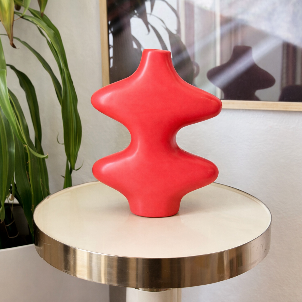 Tayyugt Matte Handcrafted Terracotta Vase AZRIVA