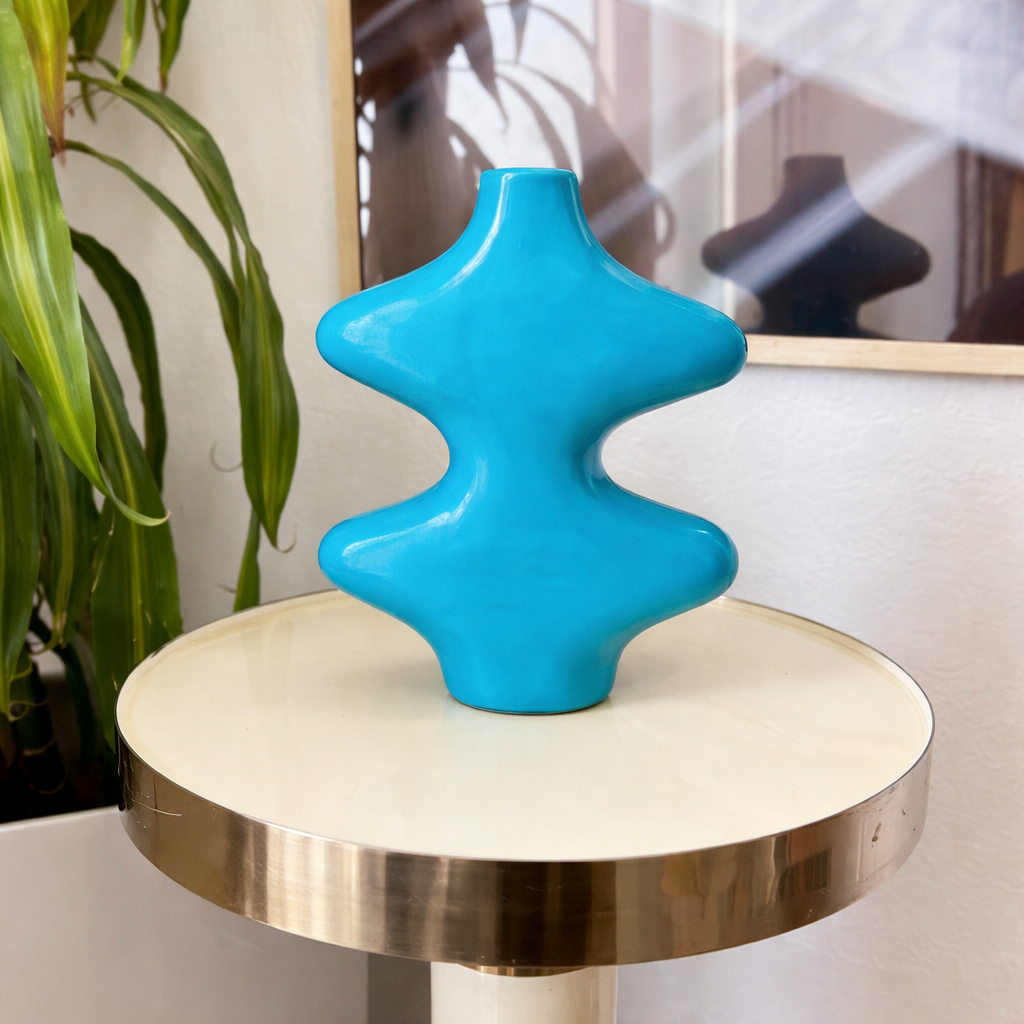 Tayyugt Matte Handcrafted Terracotta Vase AZRIVA