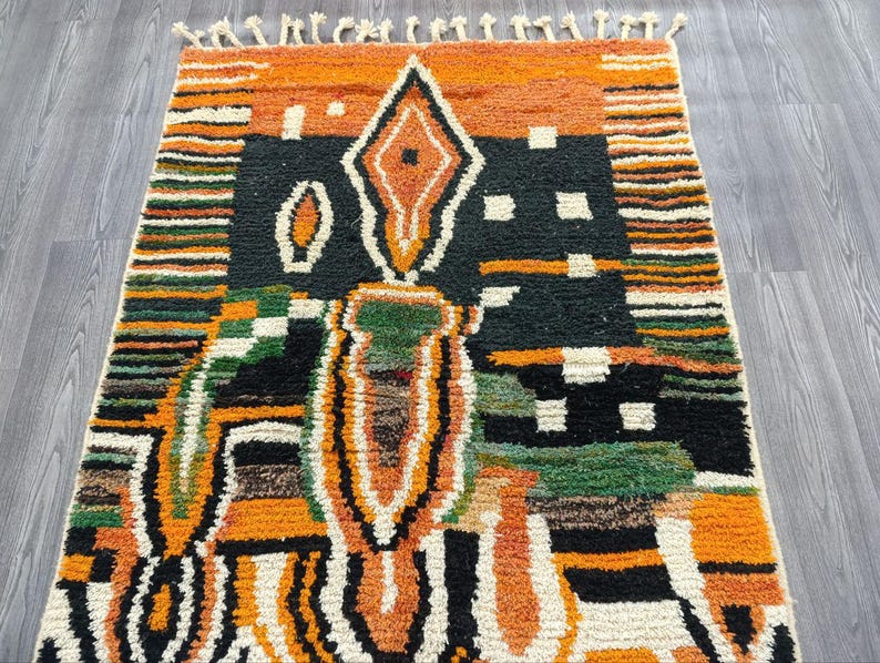 Tapis Berbère Fait Main 250 × 150 cm – Décoration Authentique du Maroc IZRI
