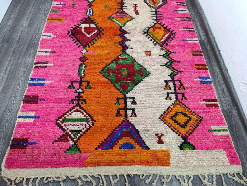 Tapis Berbère Fait Main 250 × 150 cm – Décoration Authentique du Maroc IZRI
