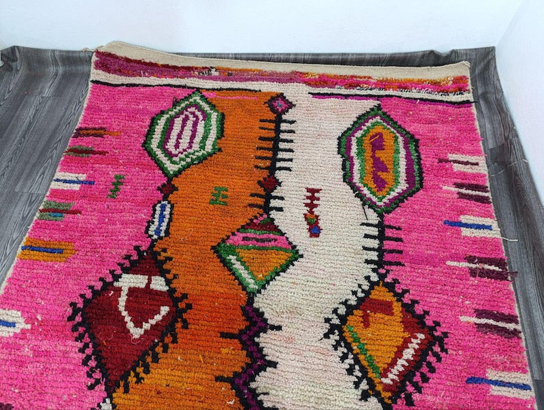 Tapis Berbère Fait Main 250 × 150 cm – Décoration Authentique du Maroc IZRI