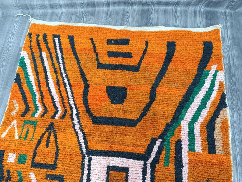 Tapis Berbère Fait Main 250 × 150 cm – Décoration Authentique du Maroc IZRI