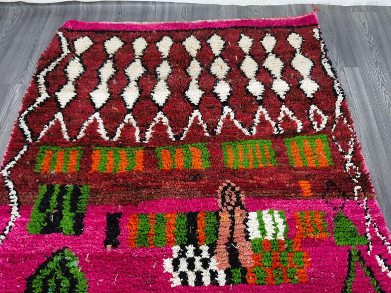 Grand Tapis Berbère Marocain Fait Main 250 × 150 cm – Artisanat Traditionnel IZRI