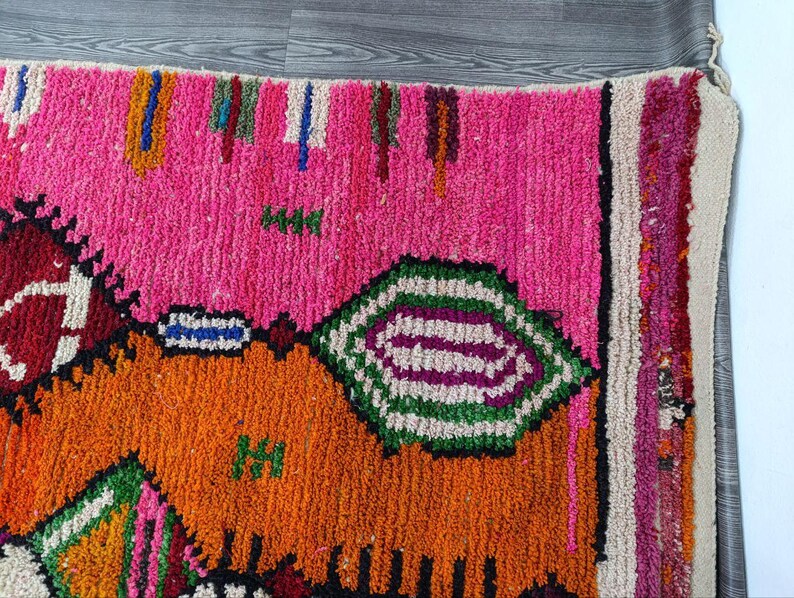 Tapis Berbère Fait Main 250 × 150 cm – Décoration Authentique du Maroc IZRI