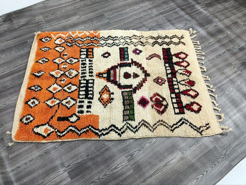 Grand Tapis Berbère Marocain Fait Main 250 × 150 cm – Artisanat Traditionnel IZRI