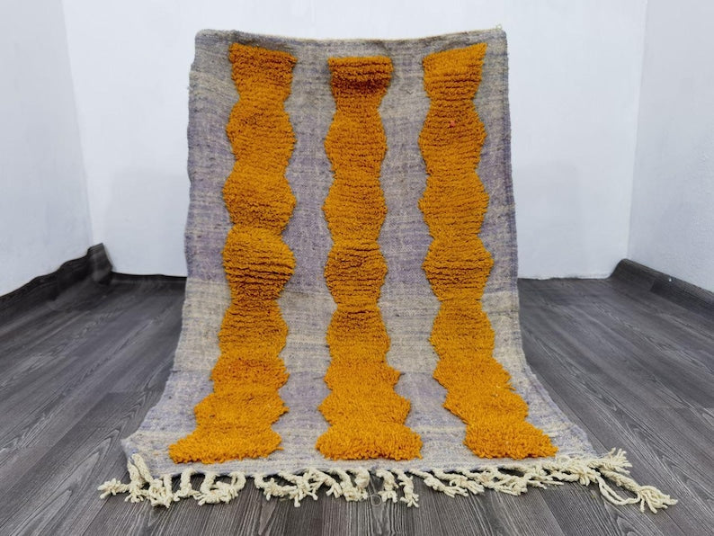 Tapis Berbère Fait Main 250 × 150 cm – Décoration Authentique du Maroc IZRI