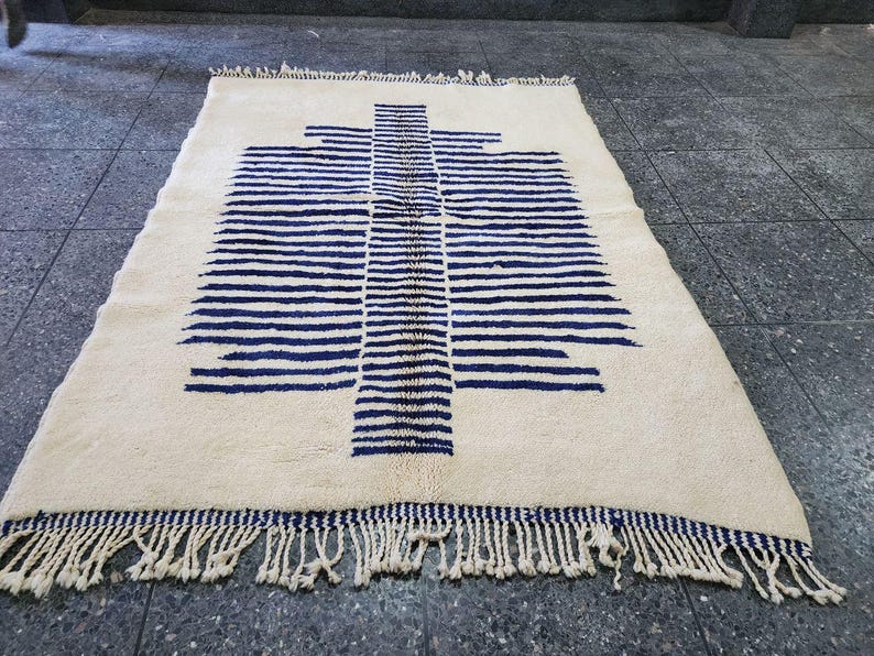 Tapis Marocain Artisanal300 × 200 cm – Laine Tissée à la Main – Style Traditionnel IZRI