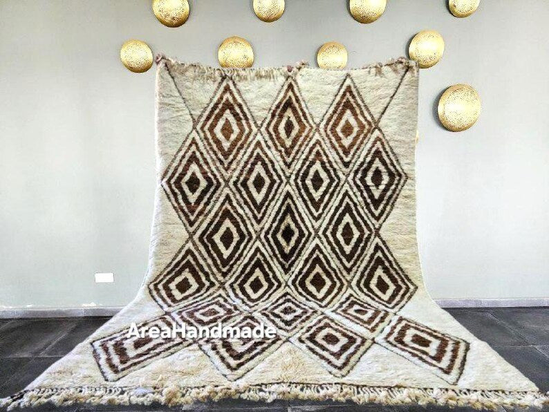 Tapis Marocain Traditionnel Fait Main 250 × 150 cm – Tissage Artisanal Authentique IZRI