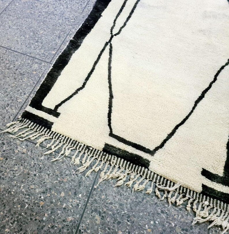 Grand Tapis Berbère Marocain Fait Main 300 ×200 cm – Artisanat Traditionnel