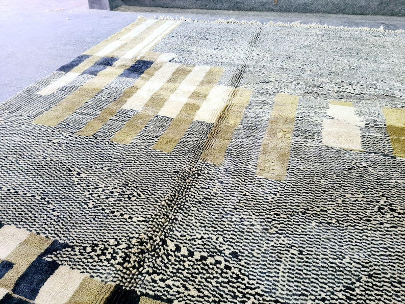 Grand Tapis Berbère Marocain Fait Main 300 ×200 cm – Artisanat Traditionnel (Copy)