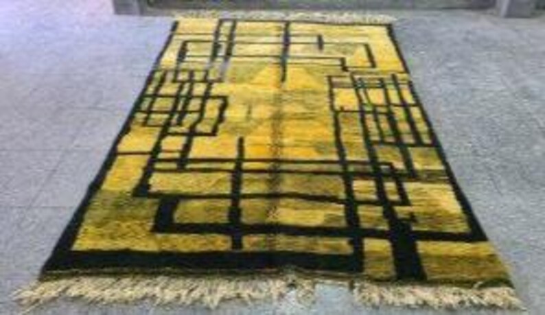 Grand Tapis Berbère Marocain Fait Main 300 × 200 cm – Artisanat Traditionnel IZRI