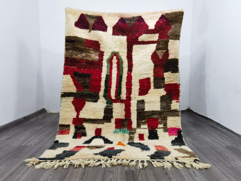 Tapis Marocain Artisanal 250 × 150 cm – Laine Tissée à la Main – Style Traditionnel IZRI