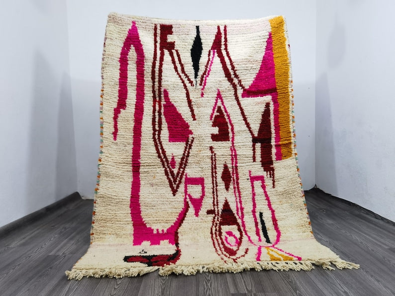 Tapis Marocain Artisanal 250 × 150 cm – Laine Tissée à la Main – Style Traditionnel IZRI
