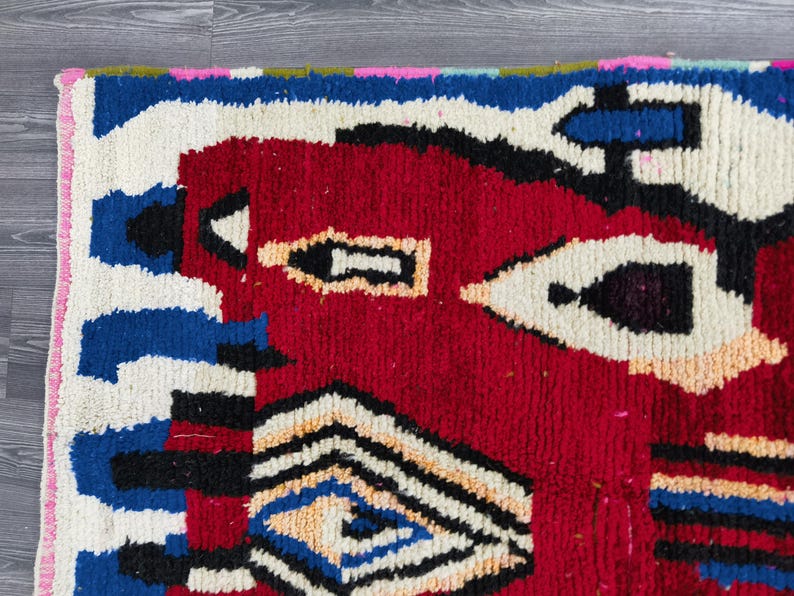 Tapis Berbère Fait Main 250 × 150 cm – Décoration Authentique du Maroc IZRI