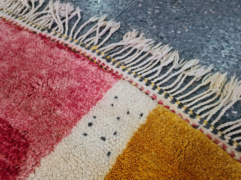 Tapis Berbère Fait Main 300 × 200 cm – Décoration Authentique du Maroc
