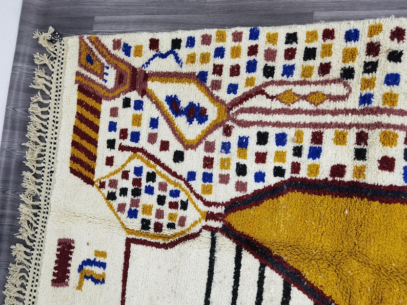 Tapis Berbère Fait Main 250 × 150 cm – Décoration Authentique du Maroc IZRI