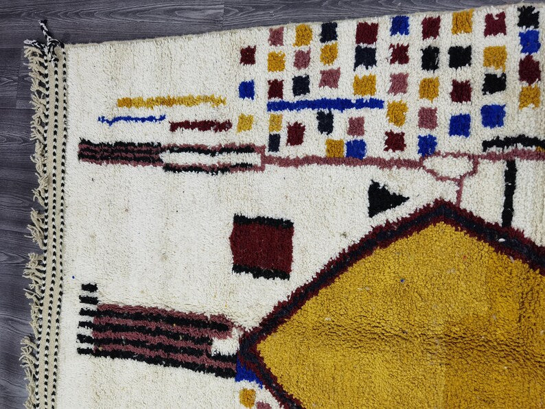 Tapis Berbère Fait Main 250 × 150 cm – Décoration Authentique du Maroc IZRI