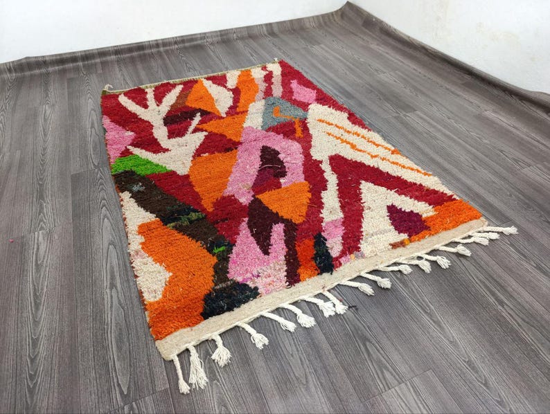 Tapis Berbère Fait Main 250 × 150 cm – Décoration Authentique du Maroc IZRI