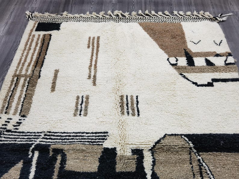 Tapis Traditionnel Marocain 250 × 150 cm – Pièce Unique Fait Main IZRI
