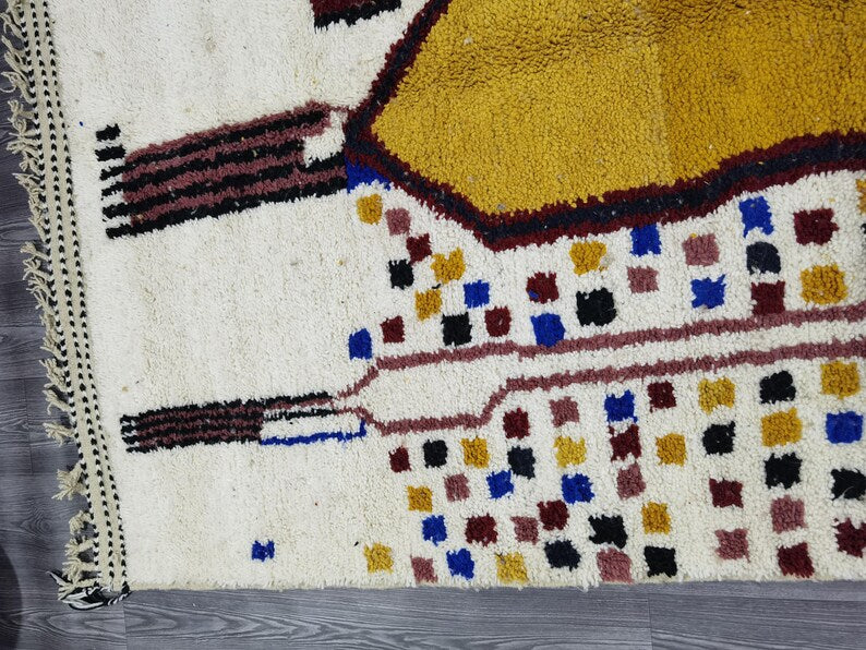Tapis Berbère Fait Main 250 × 150 cm – Décoration Authentique du Maroc IZRI
