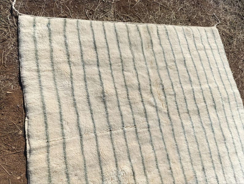 Grand Tapis Berbère Marocain Fait Main 300 ×200 cm – Artisanat Traditionnel