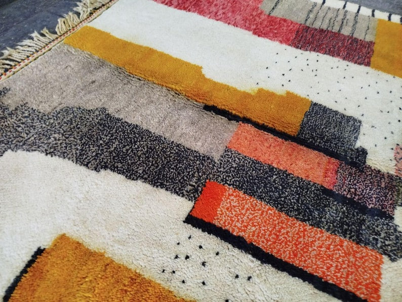 Tapis Marocain Traditionnel Fait Main300 × 200 cm – Tissage Artisanal Authentique IZRI