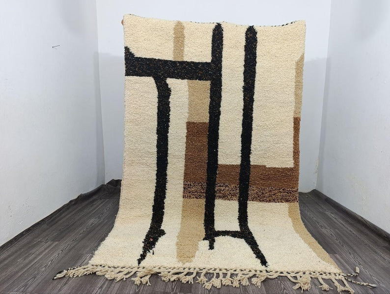 Tapis Berbère Fait Main 250 × 150 cm – Décoration Authentique du Maroc IZRI