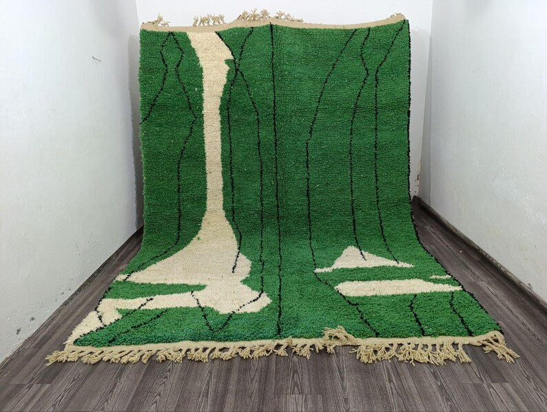 Tapis Berbère Fait Main 250 × 150 cm – Décoration Authentique du Maroc IZRI