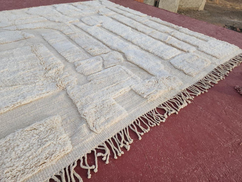 Tapis Marocain Traditionnel Fait Main 250 × 150 cm – Tissage Artisanal Authentique IZRI
