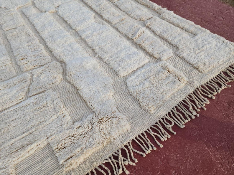 Tapis Marocain Traditionnel Fait Main 250 × 150 cm – Tissage Artisanal Authentique IZRI