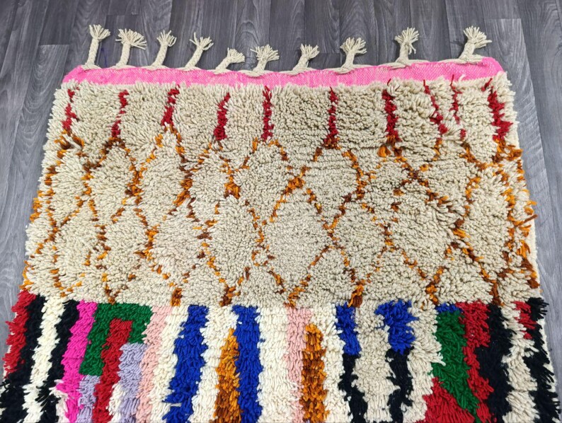 Tapis Traditionnel Marocain 250 × 150 cm – Pièce Unique Fait Main IZRI