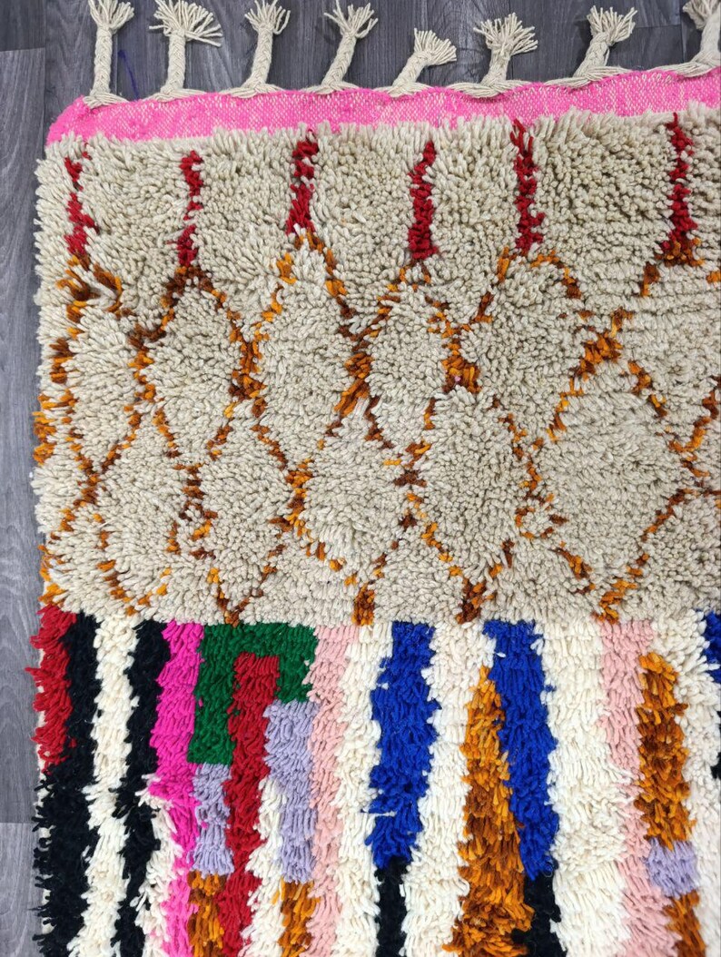 Tapis Traditionnel Marocain 250 × 150 cm – Pièce Unique Fait Main IZRI