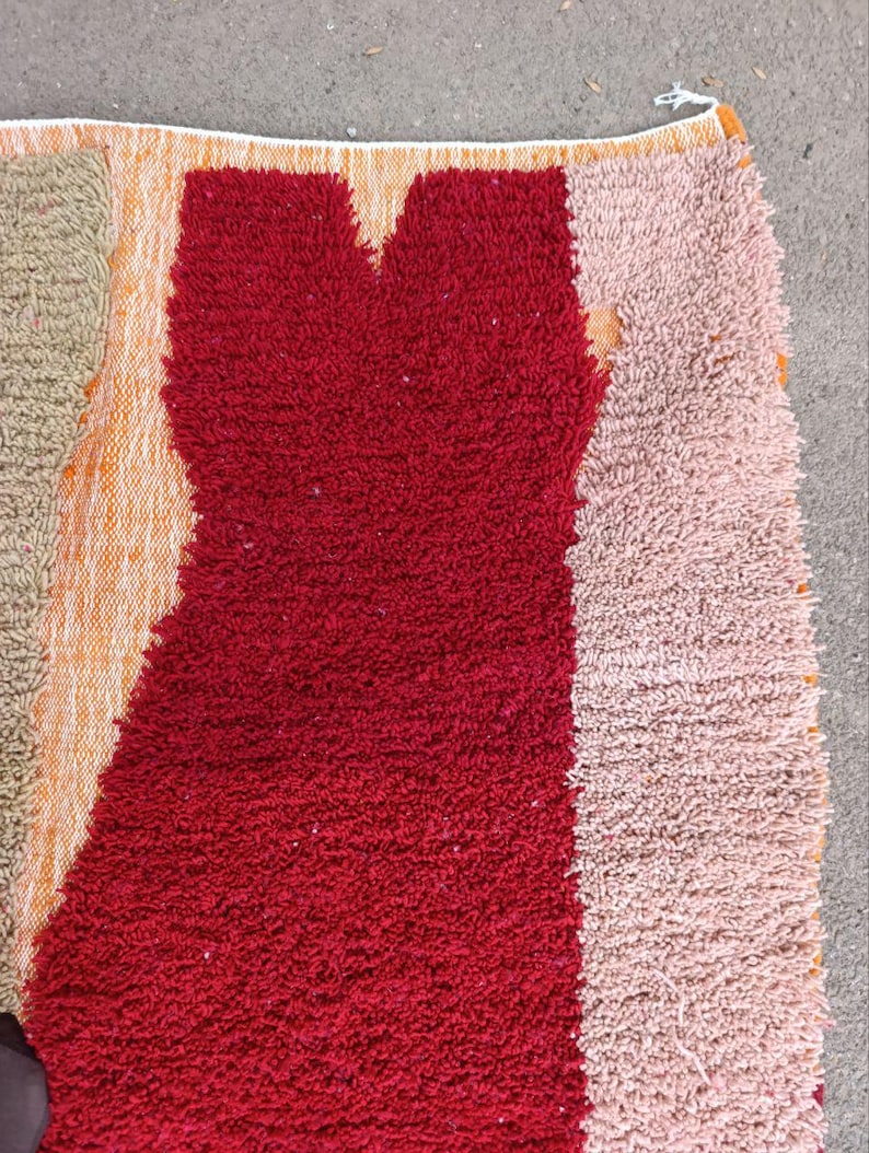 Tapis Traditionnel Marocain 250 × 150 cm – Pièce Unique Fait Main IZRI