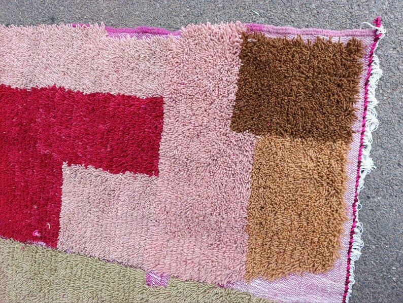 Tapis Traditionnel Marocain 250 × 150 cm – Pièce Unique Fait Main IZRI