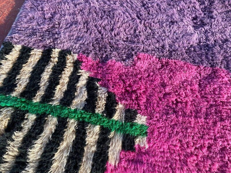 Tapis Marocain Traditionnel Fait Main300× 200 cm – Tissage Artisanal Authentique IZRI