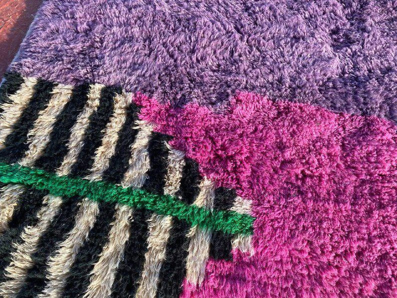 Tapis Marocain Traditionnel Fait Main300× 200 cm – Tissage Artisanal Authentique IZRI