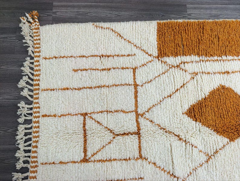 Grand Tapis Berbère Marocain Fait Main 250 × 150 cm – Artisanat Traditionnel IZRI