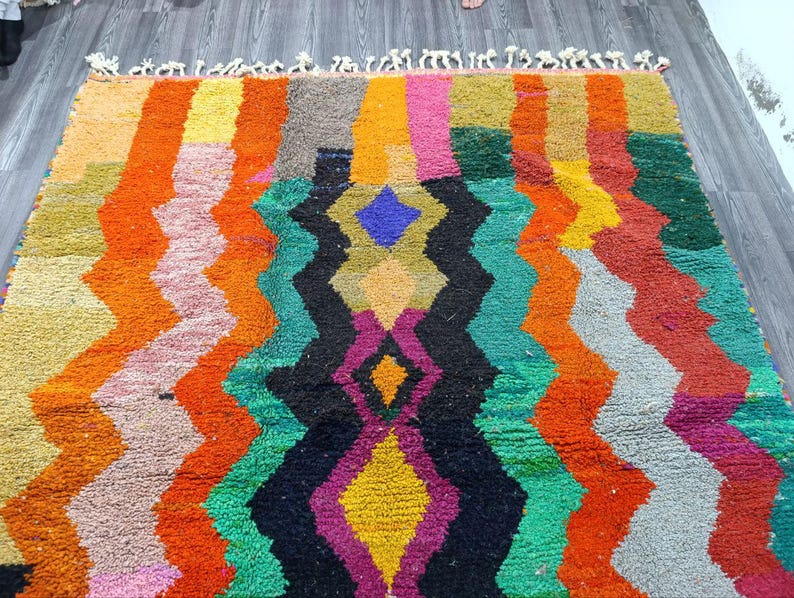 Tapis Traditionnel Marocain 250 × 150 cm – Pièce Unique Fait Main IZRI