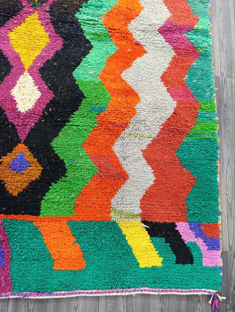 Tapis Traditionnel Marocain 250 × 150 cm – Pièce Unique Fait Main IZRI