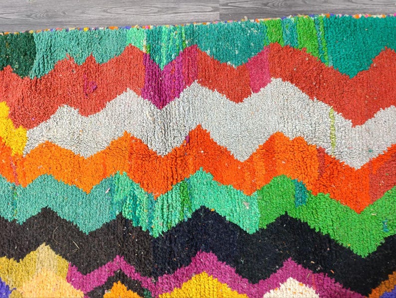 Tapis Traditionnel Marocain 250 × 150 cm – Pièce Unique Fait Main IZRI