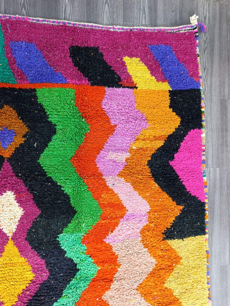 Tapis Traditionnel Marocain 250 × 150 cm – Pièce Unique Fait Main IZRI