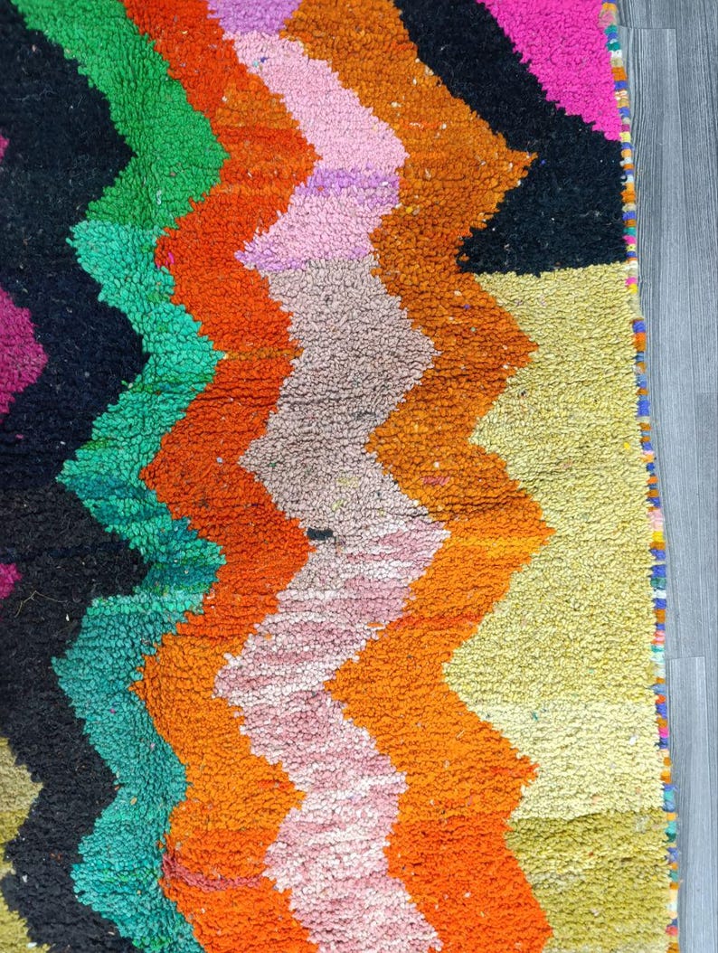 Tapis Traditionnel Marocain 250 × 150 cm – Pièce Unique Fait Main IZRI