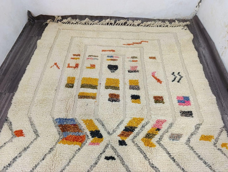 Tapis Traditionnel Marocain 250 × 150 cm – Pièce Unique Fait Main IZRI