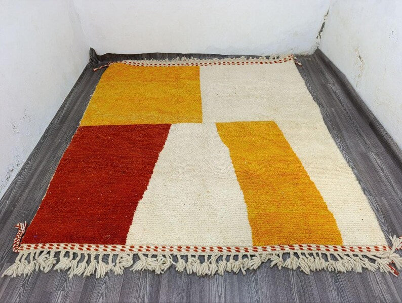 Grand Tapis Berbère Marocain Fait Main 250 × 150 cm – Artisanat Traditionnel IZRI