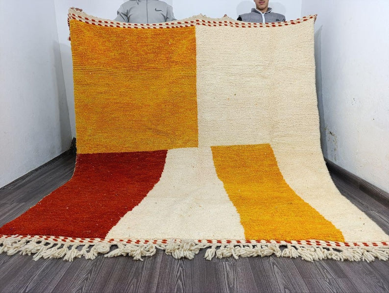 Grand Tapis Berbère Marocain Fait Main 250 × 150 cm – Artisanat Traditionnel IZRI