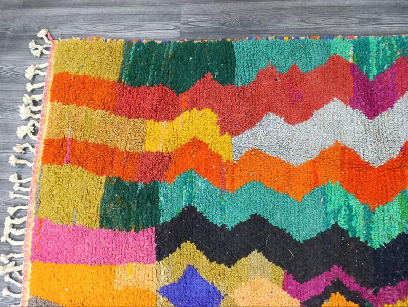 Tapis Traditionnel Marocain 250 × 150 cm – Pièce Unique Fait Main IZRI